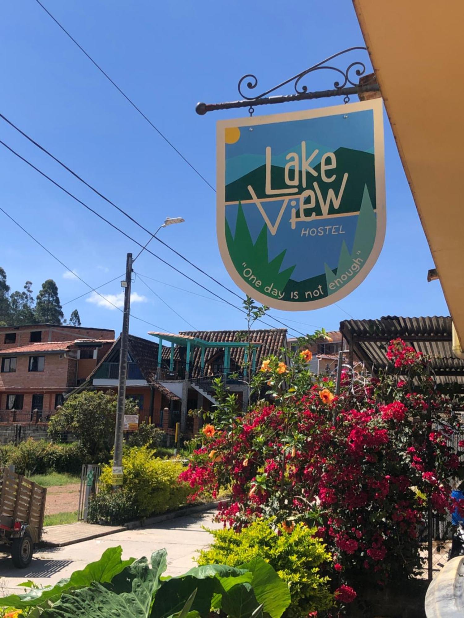 Lake View Hostel Guatapé Exterior foto